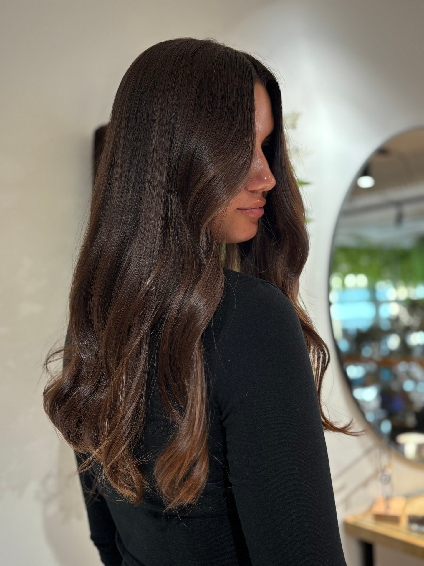 Brushing souple brunette sur longueurs — réalisation Amandine G.