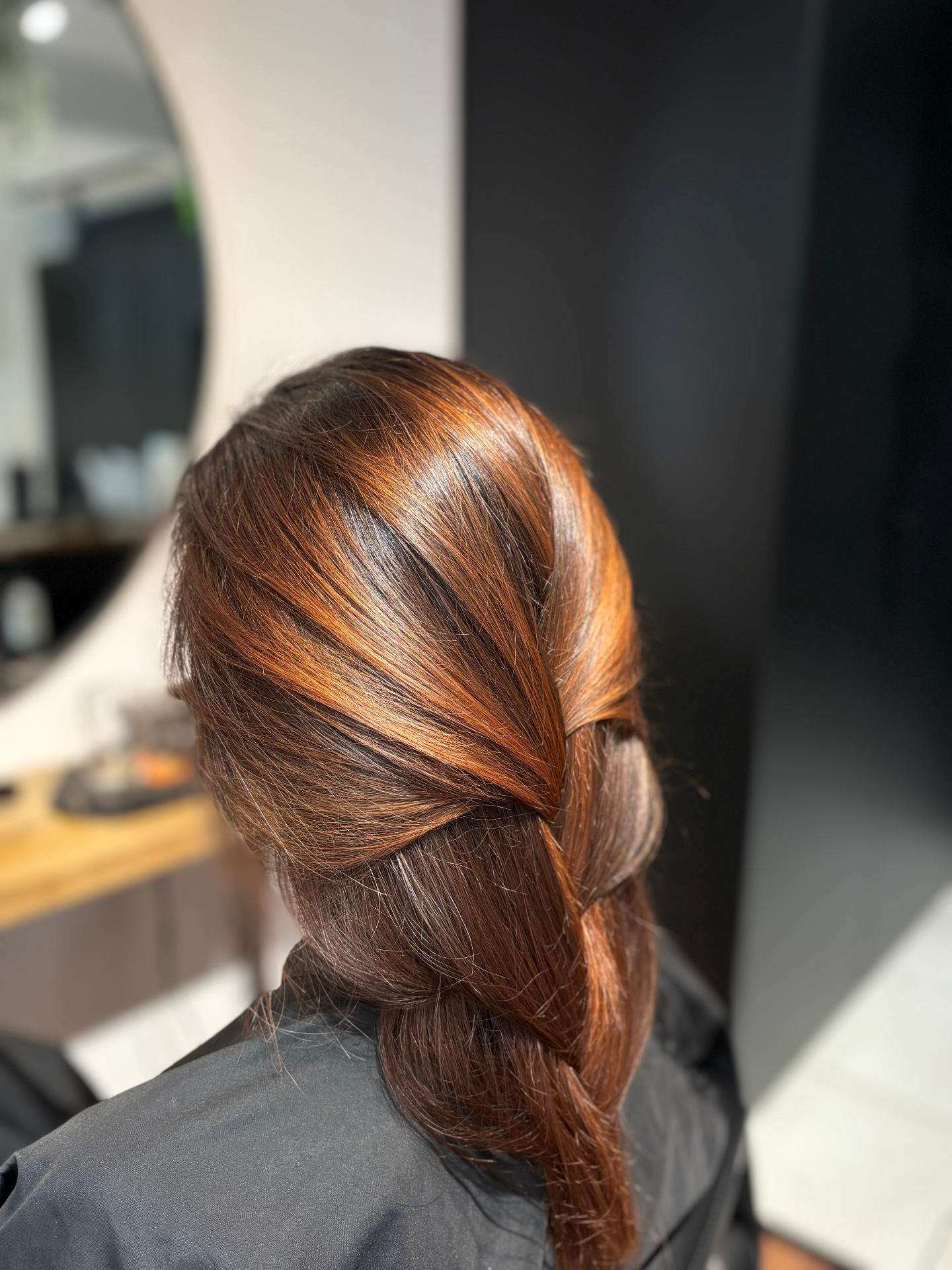 Gloss cuivré intense aux reflets feu — Amandine G., Sedan